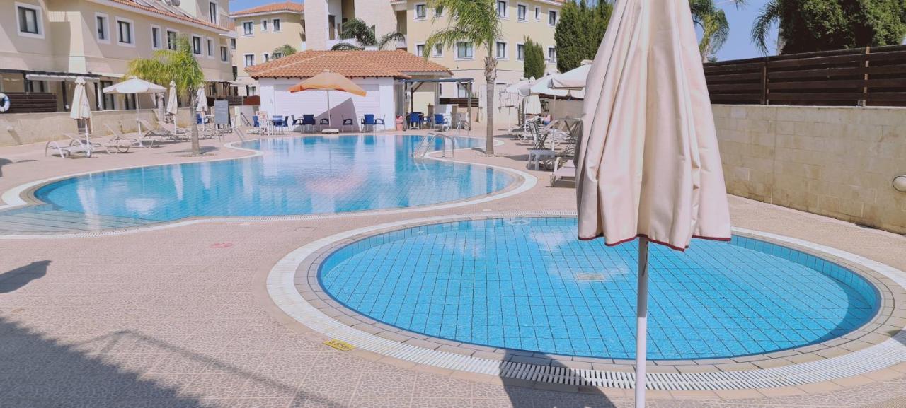 Stay Kyklades Resort & Spa Paralímni Eksteriør bilde